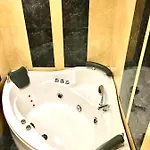Triplex Jacuzzi Apartment Lviv