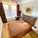 Triplex Jacuzzi * Lviv