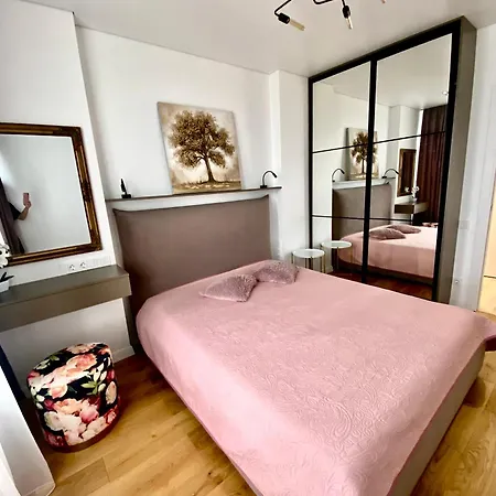 Triplex Jacuzzi Apartmán