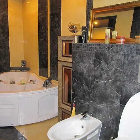 Triplex Jacuzzi Lvov
