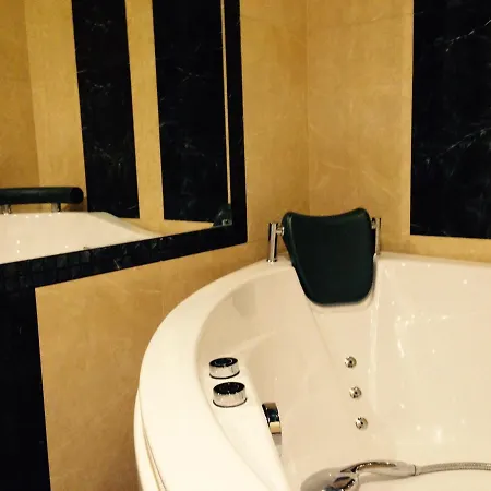 דירה Triplex Jacuzzi *