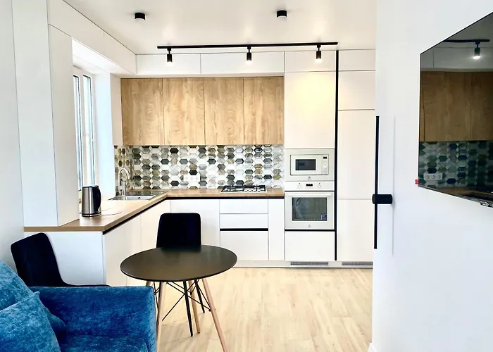 Triplex Jacuzzi شقة *