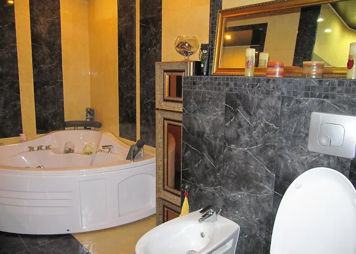 Triplex Jacuzzi Lvov